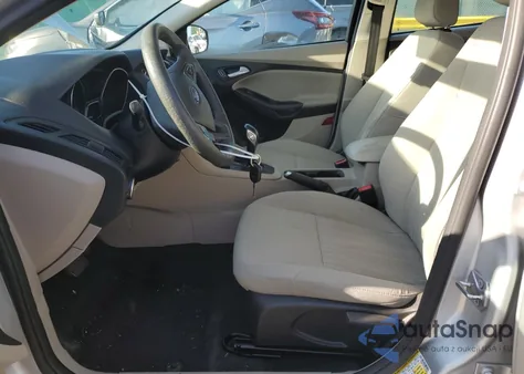 2018 Ford Focus Se z USA, uszkodzony, nr VIN 1FADP3F26JL278091